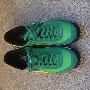 Puma Fast Rider Green and Yellow kid size 5.5